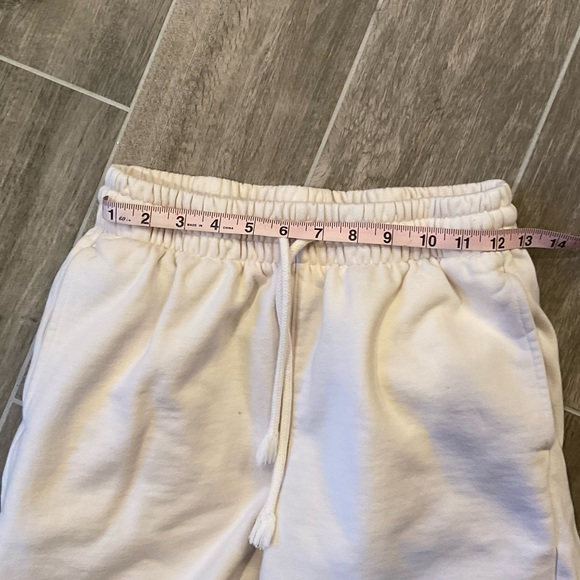 TNA Aritzia Extra Fleece Boyfriend Sweatpant | Small | Whisper White - Picture 4 of 11